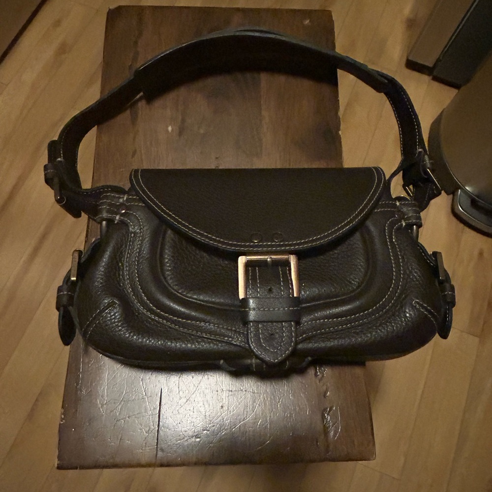 Beautiful pristine condition mulberry brown leather purse it’s a unique beauty